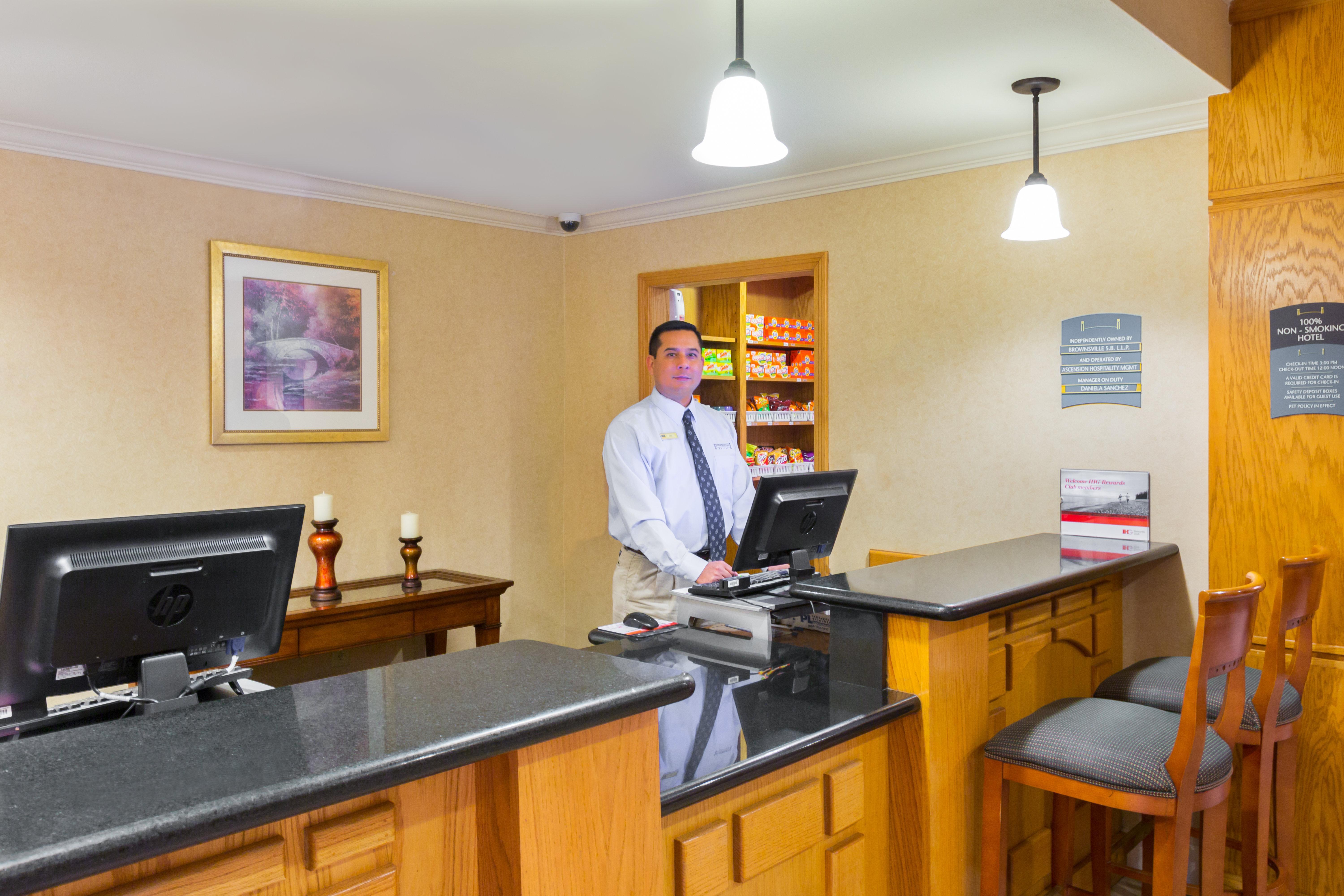 Staybridge Suites - Brownsville By Ihg Buitenkant foto